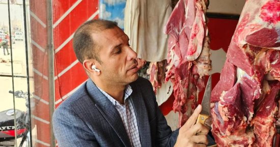 حملات على منافذ بيع اللحوم وضبط 320 كيلو بأختام مزورة فى أخميم 