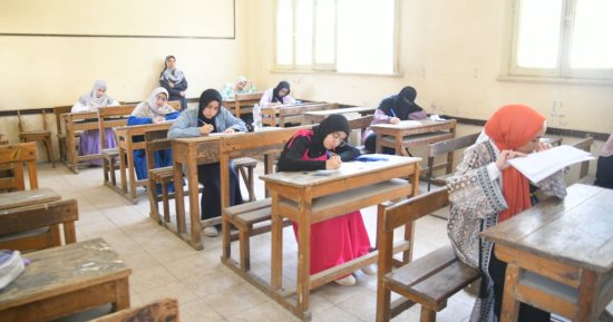 تعليم الجيزة تحذر: إلغاء امتحان الطالب حال حيازة الهاتف داخل اللجنة