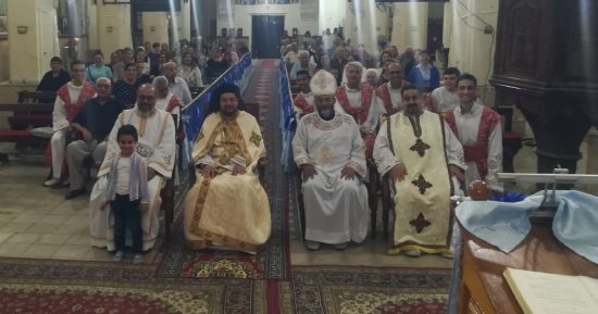الأنبا باخوم يترأس قداس ختام الشهر المريمى فى طنطا