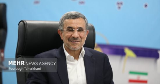 انتخابات إيران الرئاسية.. أحمدى نجاد يتحدى خامنئى مجددا ويترشح لخلافة رئيسى.. تراشق انتخابى مبكر بين جليلى ولاريجانى على x.. جليلى وحقانيان أبرز مرشحين مقربين من المرشد.. وزهرة الهيان المرأة الوحيدة