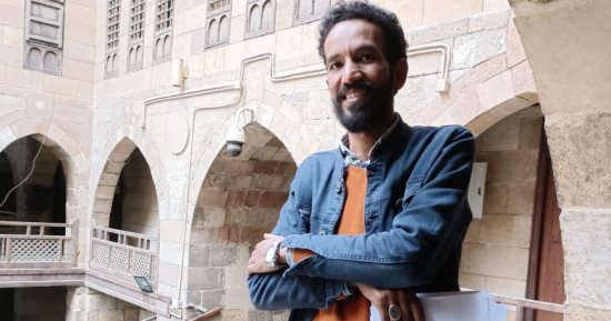 محمد المتيم كاتب فيلم أحمد برين: مدين لـ شيخ المداحين بالكثير