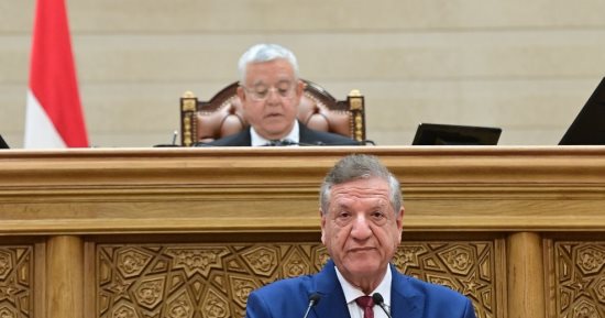 مجلس النواب يناقش اليوم خطة التنمية لـ24/25.. تستهدف تحقیق نمو اقتصادى حقيقى 4.2% و ناتج محلى يصل لـ13 تريليونا والاستثمارات الكلية 2 تريليون.. و268 مليارا لصالح التعليم والصحة وغيرها من الخدمات الاجتماعية 