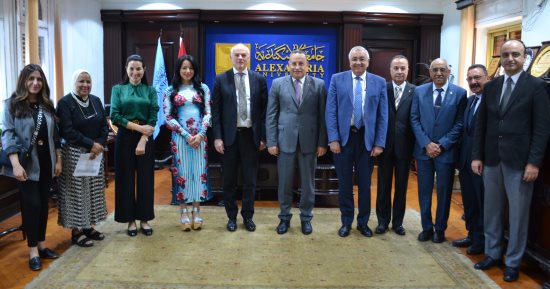 رئيس جامعة الإسكندرية يستقبل سفير أستراليا بالقاهرة