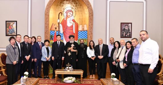 البابا تواضروس الثانى يستقبل وزير الأديان الصيني فى المقر الباباوى
