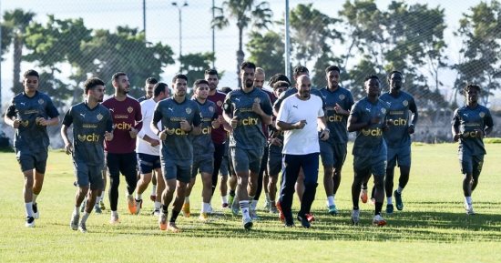 سيراميكا يدخل معسكرا مغلقا اليوم استعدادا للزمالك فى الدورى