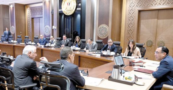 الحكومة الجديدة والحوار الوطنى معا فى مهمة ترتيب أجندة البناء.. 5 قضايا حيوية تتصدر منها الأمن القومى والوعى والإصلاح الاقتصادى والدعم وبناء الإنسان.. وجمال الكشكى: 97 توصية اقتصادية أولوية وعجلة التنسيق مستمرة