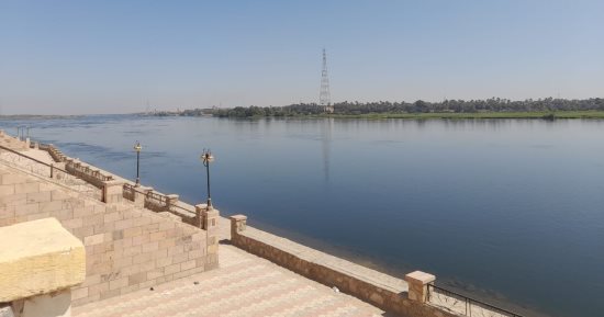 ارتفاع درجات الحرارة فى الصعيد.. قنا تسجل 47 درجة.. فيديو 