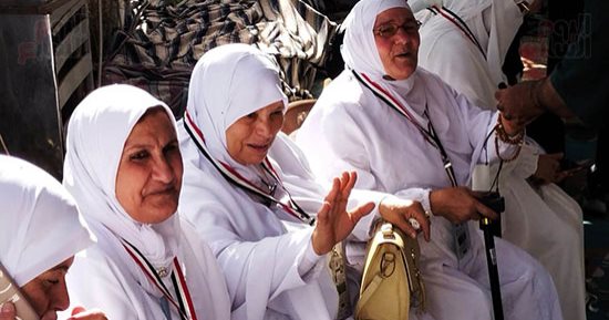 حجاج الجمعيات الأهلية من 6 محافظات يعودون اليوم إلى أرض الوطن