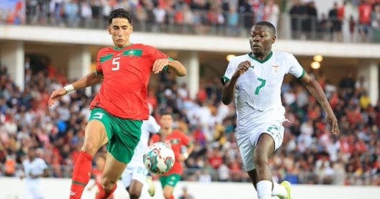 المغرب يتخطى زامبيا بثنائية ويتصدر المجموعة الخامسة فى تصفيات كأس العالم