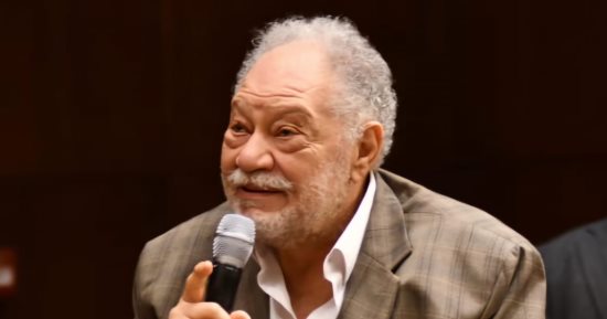 يحيي الفخراني ضيف أسامة كمال في برنامج مساء دي إم سي.. الثلاثاء