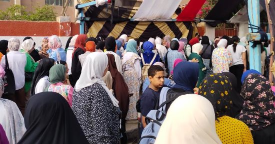 دخول طلاب الثانوية العامة بالقليوبية للجان لبدء الامتحانات