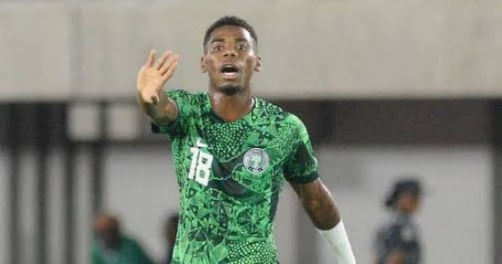 منتخب نيجيريا يواصل السقوط فى تصفيات كأس العالم ويخسر من بنين.. فيديو