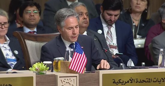 الولايات المتحدة والأرجنتين توقعان مذكرة تفاهم لتعزيز التعاون بشأن المعادن الحيوية