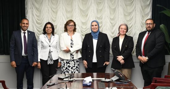 وزيرة التضامن: توفير خدمات تنظيم الأسرة لـ 520 ألف سيدة من خلال 65 عيادة