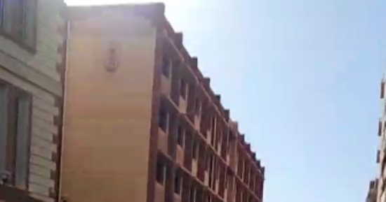 طلاب العلمى بالثانوية الأزهرية بالأقصر يؤدون امتحان الأدب والنصوص.. فيديو