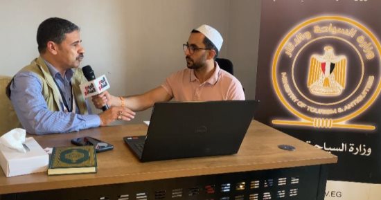 كيف يتم حل شكاوى الحجاج؟.. رئيس اللجنة ببعثة الحج السياحى يجيب "فيديو"