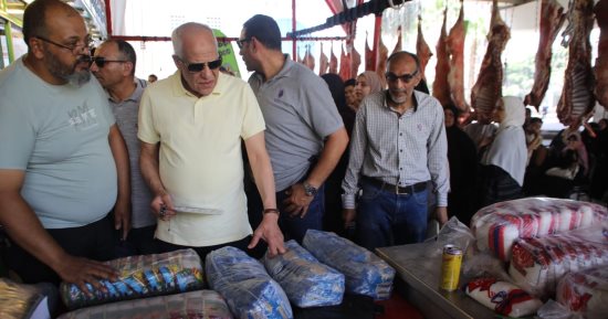 محافظ الجيزة يوجه رؤساء المراكز والأحياء بالتوسع فى إنشاء منافذ بيع السلع