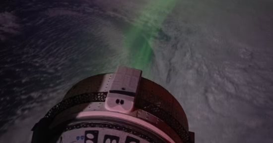 رائد فضاء يلتقط فيديو مذهل للشفق القطبى من على متن محطة ستارلاينر