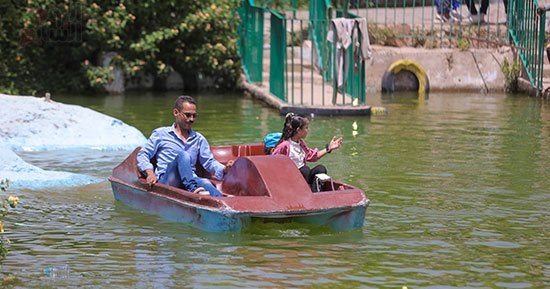 إقبال كثيف للمواطنين على الحديقة الدولية للاحتفال بثالث أيام عيد الأضحى