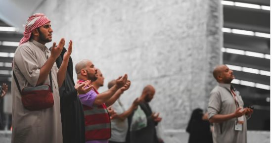 توافد ضيوف الرحمن على منشأة الجمرات فى ثانى أيام التشريق.. فيديو