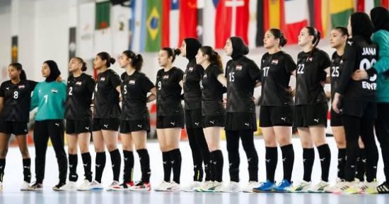 خسارة منتخب سيدات اليد 2004 أمام هولندا فى الدور الرئيسى ببطولة العالم