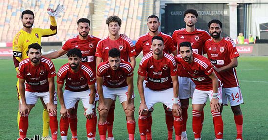 بنفس نتيجة الدور الأول.. الأهلى يهزم فاركو بثنائية "الشحات"