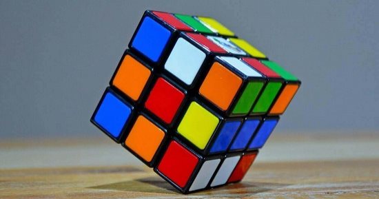 5 حقائق غير معروفة عن مكعب روبيك.. أبرزها كان أداة تعليمية