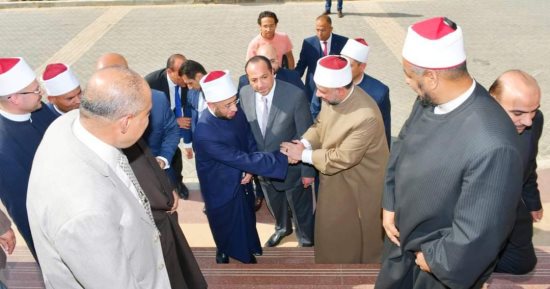 قيادات الأوقاف يستقبلون الدكتور أسامة الأزهرى عقب حلف اليمين