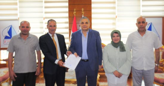 طلاب جامعة كفر الشيخ يمحون أمية 5283 مواطنا بالتعاون مع تعليم الكبار