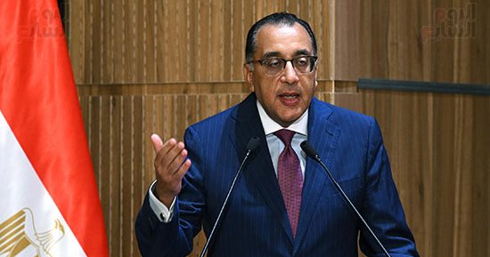 رئيس الوزراء يستعرض مع وزيرة التضامن خطة الوزارة في إطار برنامج الحكومة