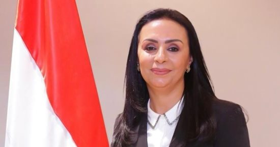 وزيرة التضامن: فريق التدخل السريع تعامل مع 903 بلاغات لأطفال وكبار بلا مأوى