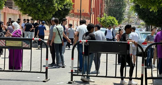 تباين آراء طلاب الثانوية فى بورسعيد حول امتحان مادتى الكيمياء والجغرافيا