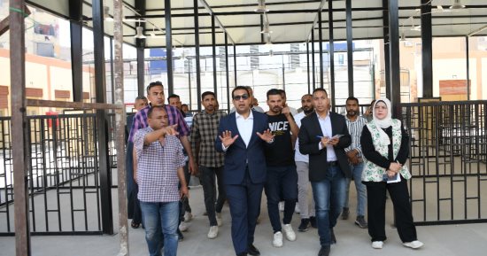 تمهيدا لتشغيلها تجريبيا.. نائب محافظ قنا يتفقد عددا من المشروعات الخدمية