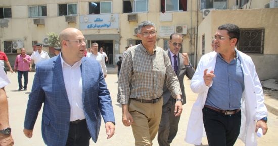 محافظ الجيزة يتفقد جودة الخدمات الصحية بمستشفى أبو النمرس المركزى.. صور
