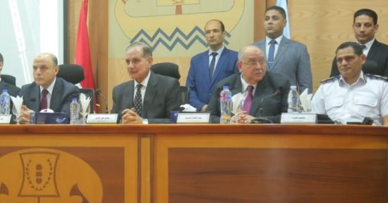 محافظ كفر الشيخ يكرم اللواء جمال نور الدين لجهوده خلال فترة توليه مسؤولية المحافظة