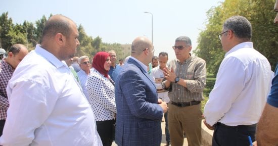 محافظ الجيزة يعلن إنشاء 12 كوبرى مشاة بالمريوطية حفاظا على سلامة المواطنين