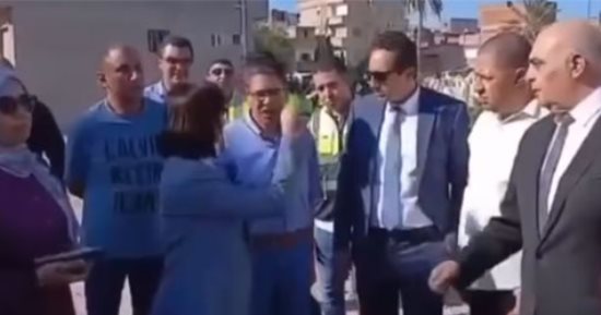 محافظ البحيرة توجه برفع كفاءة الطرق وفق المواصفات القياسية.. فيديو