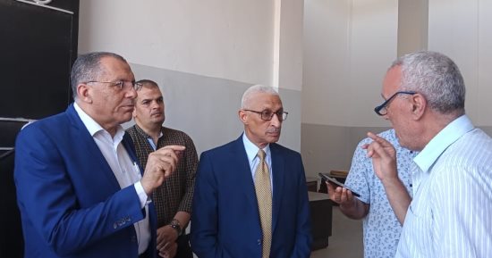 محافظ شمال سيناء يتفقد المنطقة الحرفية بالعريش