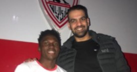 وكيل ترافيس موتيابا يكشف كواليس إشهار إسلام لاعب الزمالك