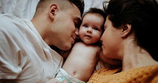 اليوم العالمي للسكان.. فوائد تعود على الأسرة والمجتمع من الاكتفاء بإنجاب طفلين