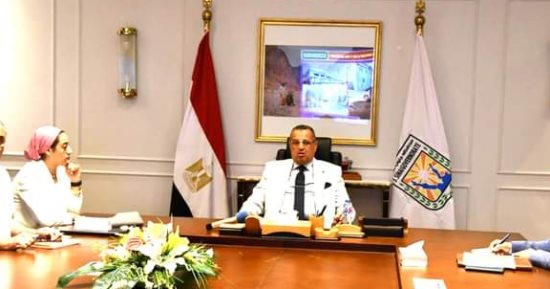 محافظ جنوب سيناء: مياه شرب نظيفة ومطابقة للمواصفات أولوية أولى