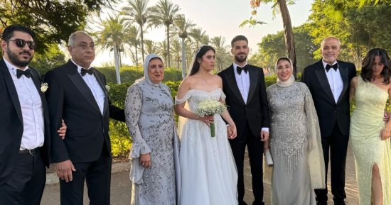أول ظهور لـ نور الشربيني بطلة الإسكواش في حفل زفافها.. صور