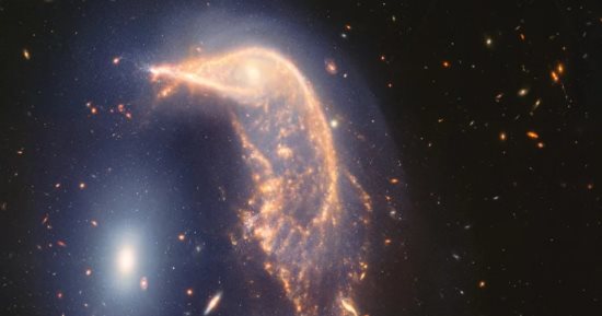 تلسكوب جيمس ويب يحتفل بالذكرى السنوية الثانية له بصورة لمجرتين