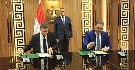 وزير الإنتاج الحربى: نحرص على تنفيذ التوجيهات الرئاسية بالتكامل مع القطاع الخاص