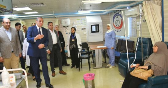 محافظ الغربية يتفقد مستشفى المجمع الطبى بطنطا ويوجه بسرعة توفير الأدوية