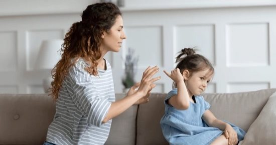 خلي بالك طويل وبلاش الانفعال.. 7 نصائح للتحلي بالصبر مع الأطفال