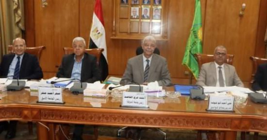 رئيس جامعة المنوفية يرأس لجنة اختيار عميد كلية الزراعة