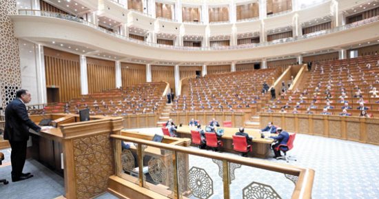 الحكومة أمام اختبار منح الثقة الخميس.. ننشر الإجراءات المنتظرة لجلسة «النواب».. عرض تقرير اللجنة الخاصة بدراسة برنامج الحكومة.. وطرح آراء النواب وتعقيب رئيس الوزراء.. وأخيرا التصويت على منح الثقة بالأغلبية