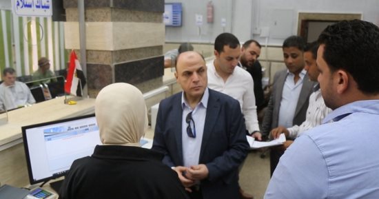 محافظ كفرالشيخ يتفقد مصيف بلطيم والمركز التكنولوجي.. مشددًا على حسن معاملة المواطنين