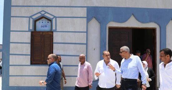 حياة كريمة.. 7 معلومات عن الموقف الجديد لسيارات السرفيس بكوم أمبو   